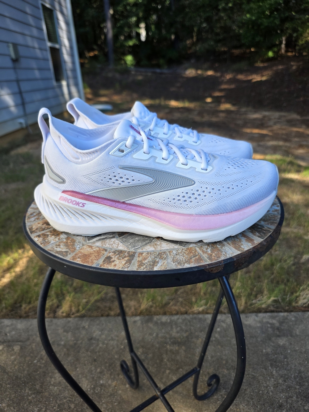 Brooks Glycerin 23 1204651B133 White Running Shoes Sneakers Women's Size 8 B
